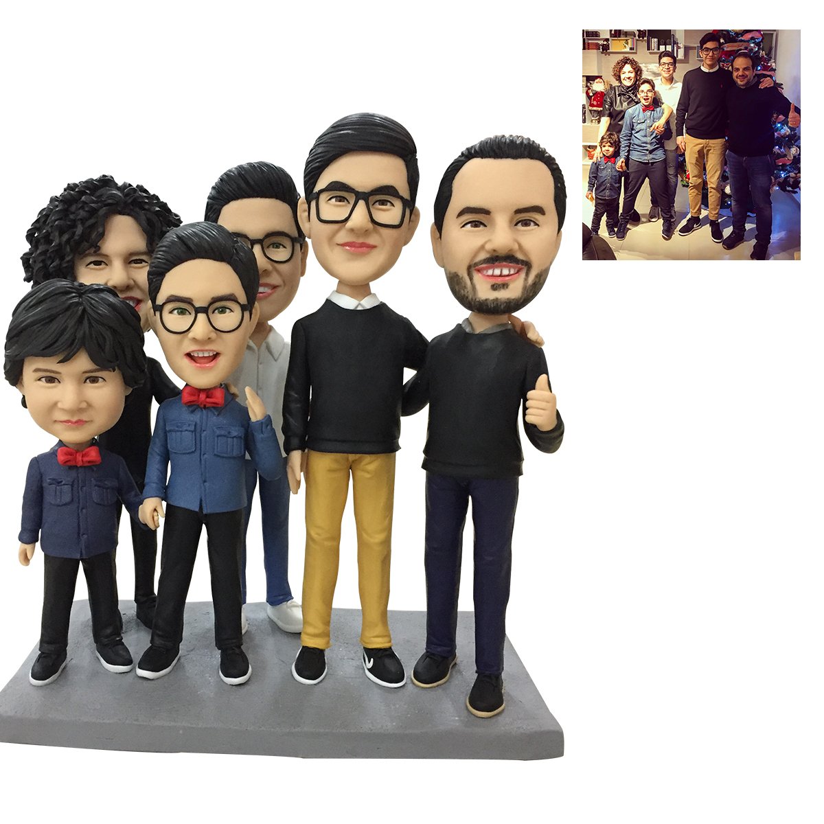 Handgemachte Wackelkopffigur mit individuellem Gesicht und Körper (6 Personen)