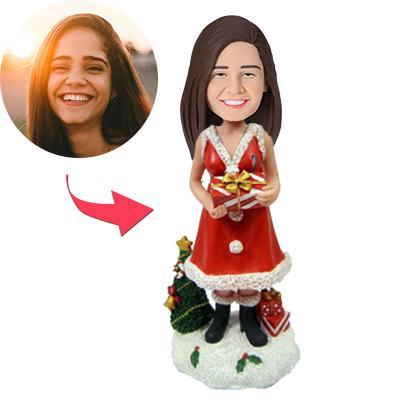 🎄 Wackelkopffigur „Weihnachtsfrau mit Geschenken“ – individuell & mit Gravur